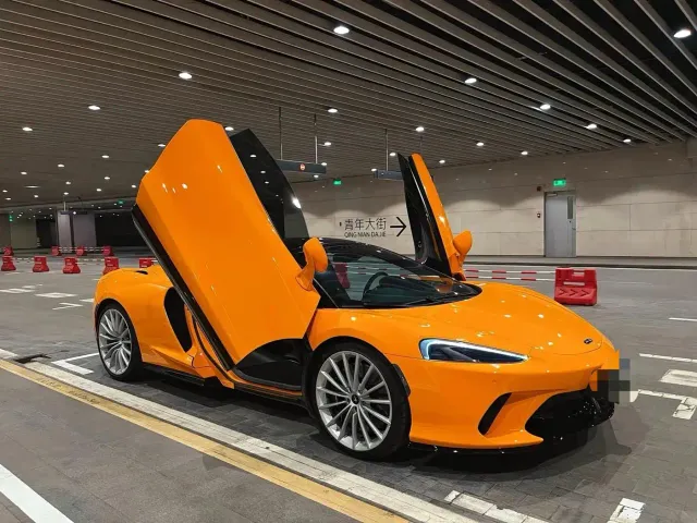 McLaren GT — Фото автомобиля 2
