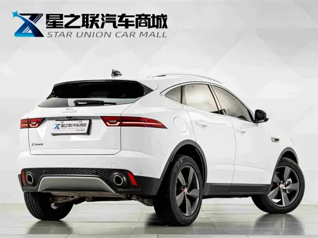 Jaguar E-PACE — Фото автомобиля 6