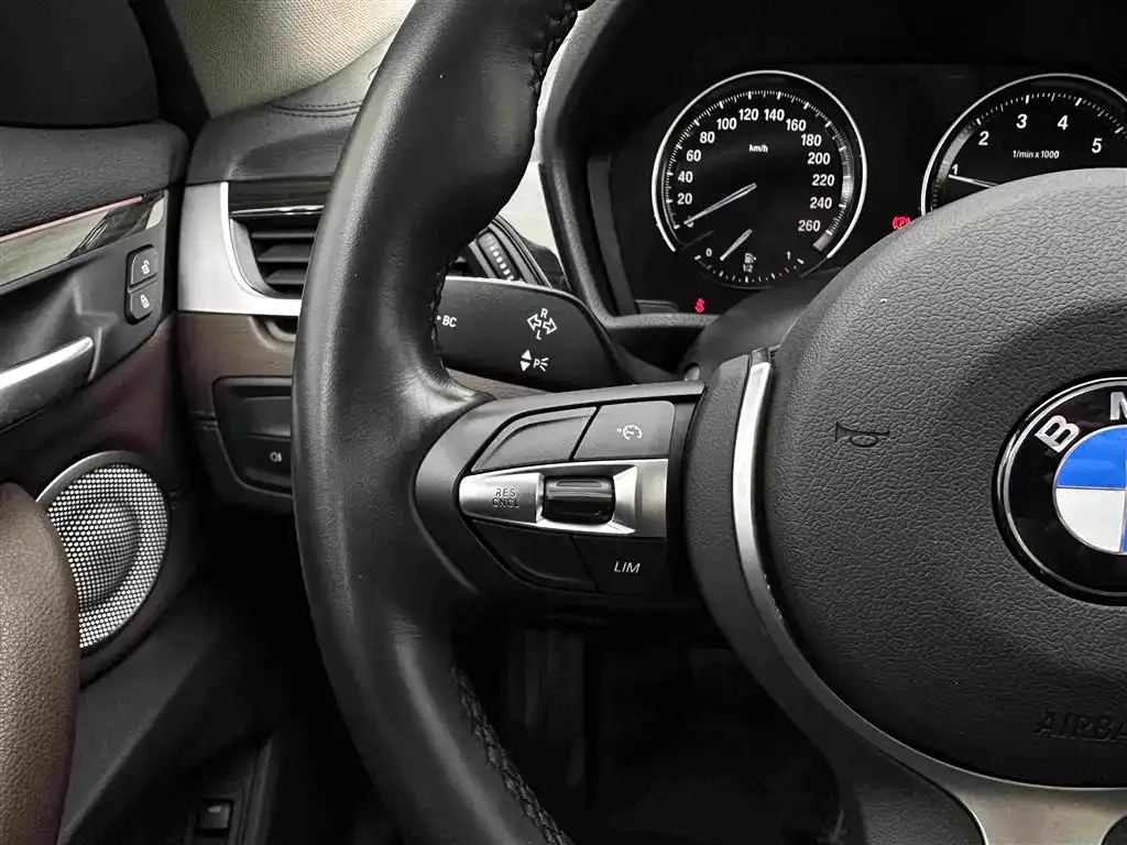 BMW BMW X1 2021 xDrive25Li Exclusive — Фото автомобиля 23