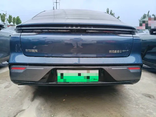 Geely Galaxy Xingyao 8 — Фото автомобиля 11
