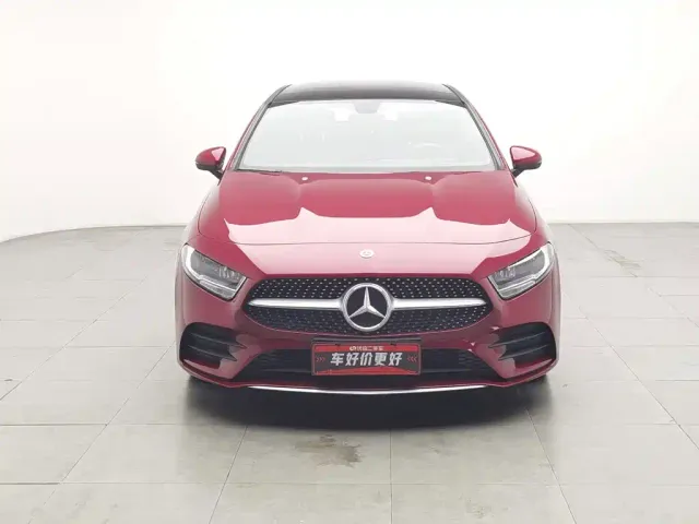 Mercedes-Benz A-Class — Фото автомобиля 3