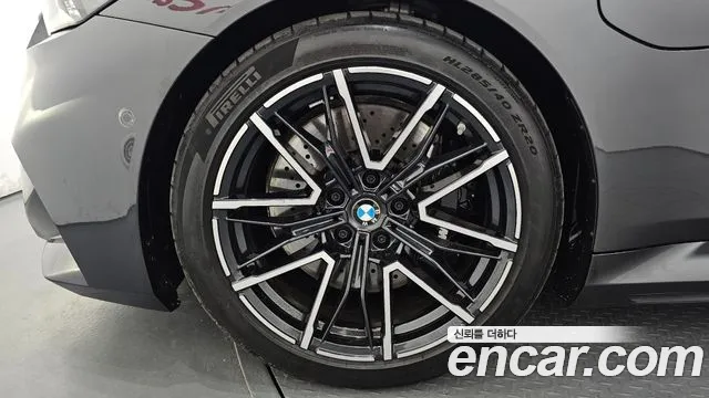 BMW M5 — Фото автомобиля 3