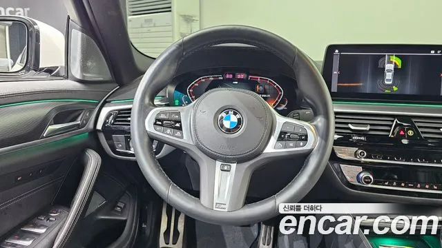 BMW 5 Series G30 — Фото автомобиля 19
