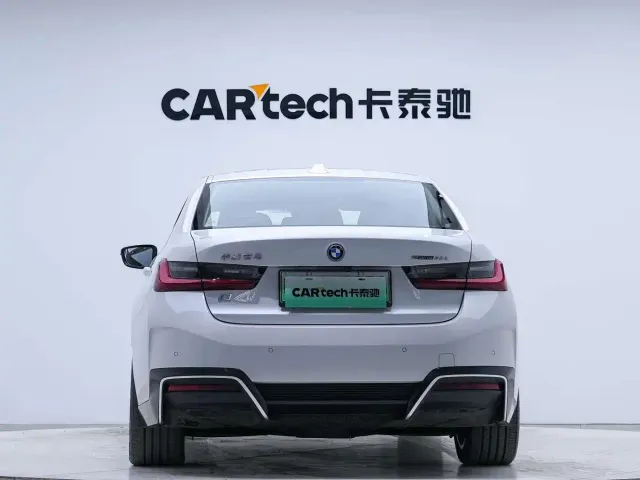 BMW i3 — Фото автомобиля 2