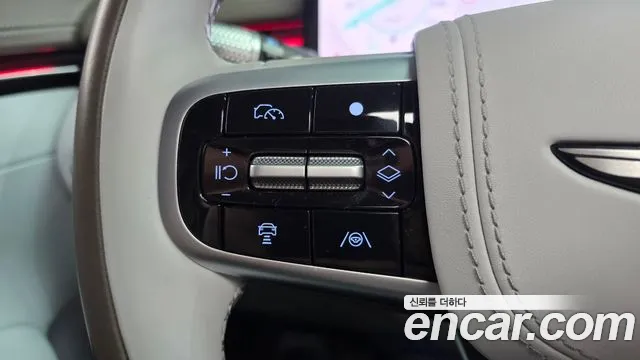Genesis GV70 — Фото автомобиля 16