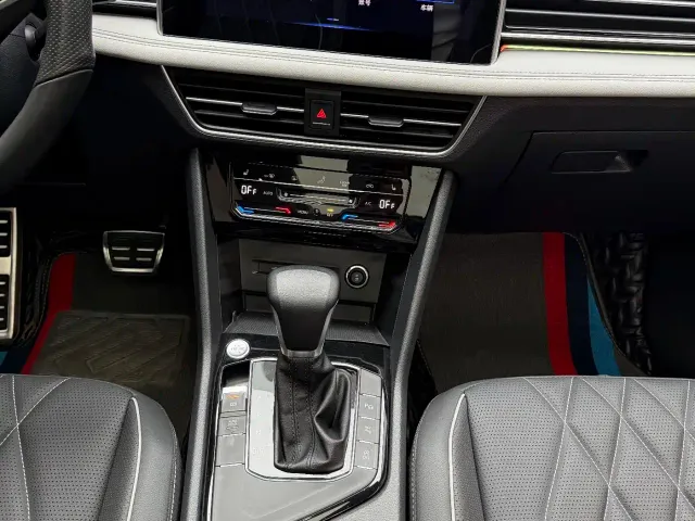 Volkswagen Tiguan L — Фото автомобиля 7