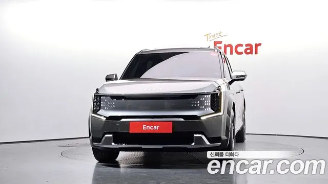 Kia EV9 — Фото автомобиля 3