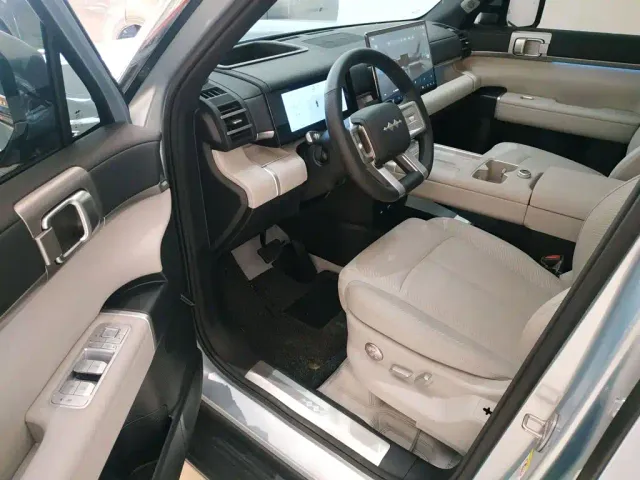 BYD FangChengBao Titanium 7 — Фото автомобиля 15