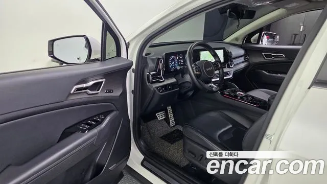 Kia Sportage Sportage 5-е поколение Бензин 1.6 турбо 2WD — Фото автомобиля 10