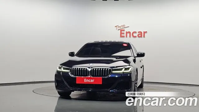 BMW 5 Series G30 — Фото автомобиля 3