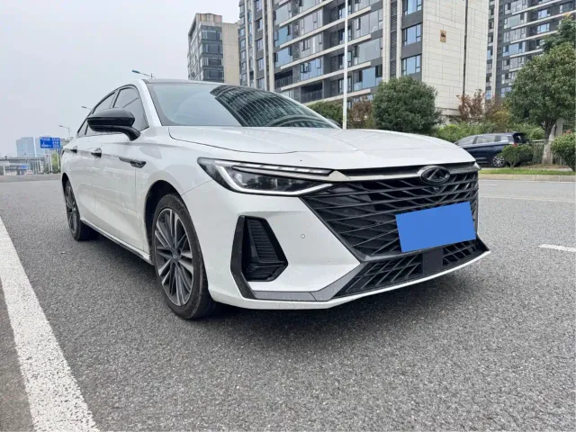 Chery Arrizo 8 — Фото автомобиля 3