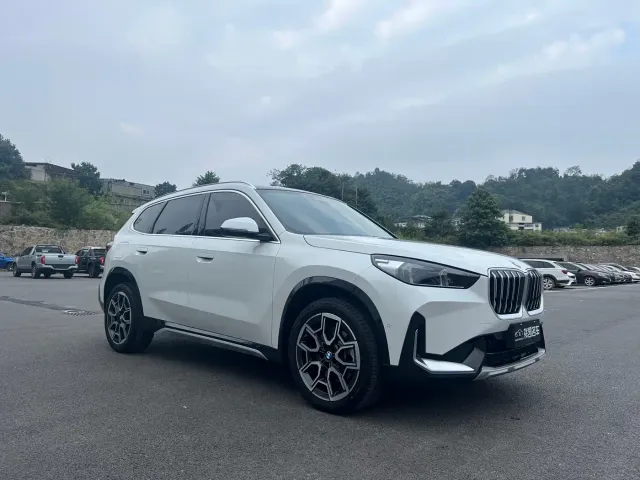BMW X1 — Фото автомобиля 3