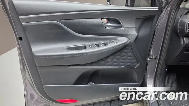 Hyundai Santafe — Фото автомобиля 23