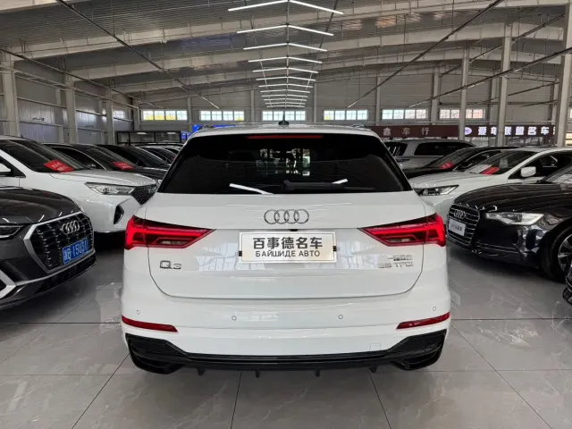 Audi Q3 — Фото автомобиля 8