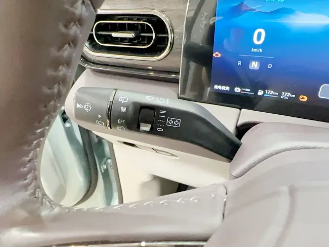 Leapmotor C11 — Фото автомобиля 15