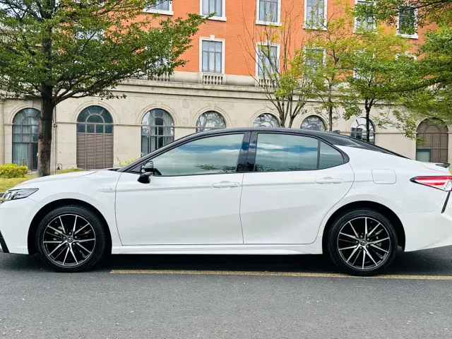 Toyota Camry — Фото автомобиля 7
