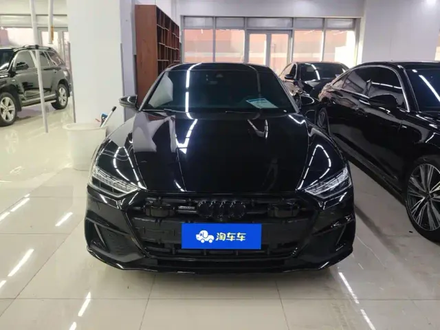 Audi A7L — Фото автомобиля 2