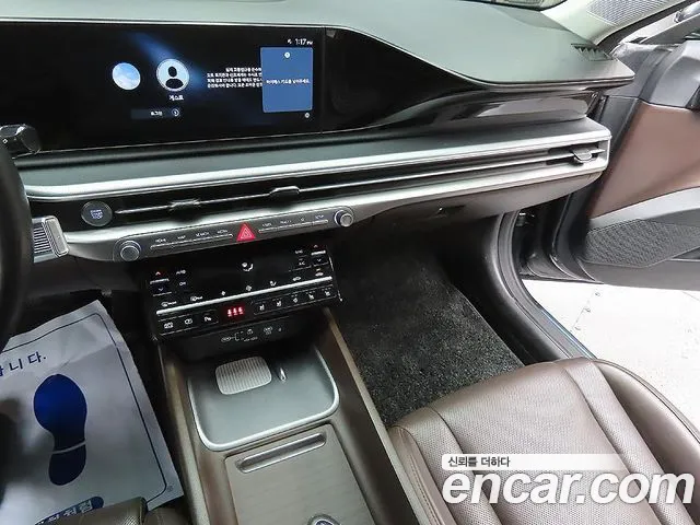 Hyundai Grandeur Grandeur (GN7) 2.5 Бензин 2WD — Фото автомобиля 15