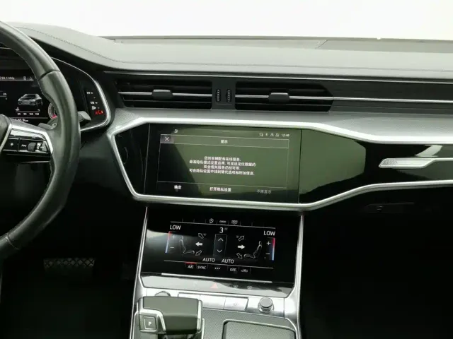 Audi A6L — Фото автомобиля 12
