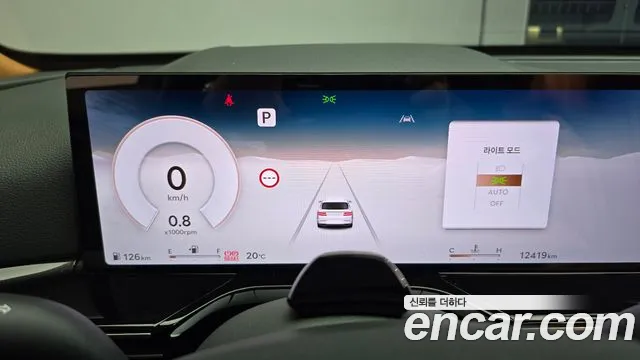 Genesis GV80 — Фото автомобиля 11