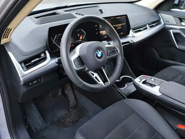 BMW X1 — Фото автомобиля 4