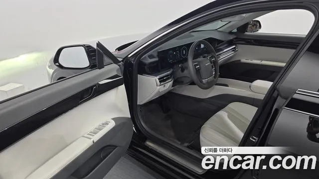 Hyundai Grandeur GN7 — Фото автомобиля 15