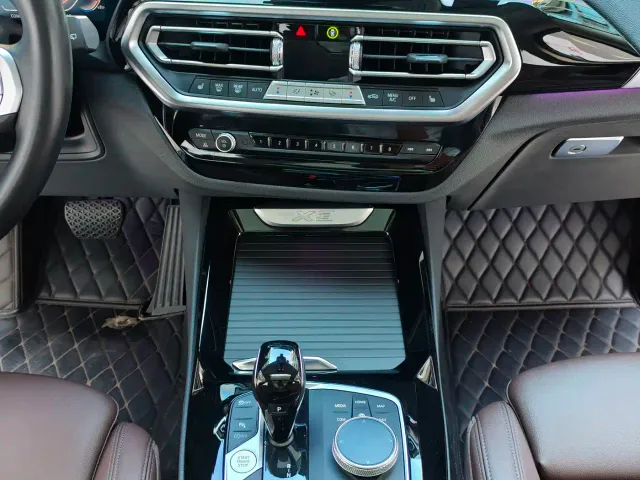 BMW X3 — Фото автомобиля 14