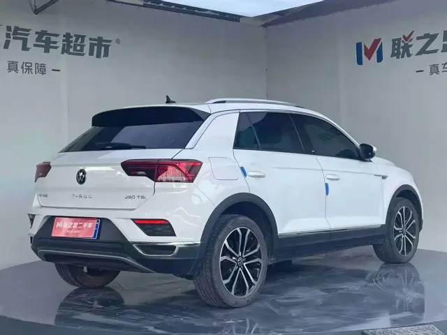 Volkswagen T-Roc — Фото автомобиля 6