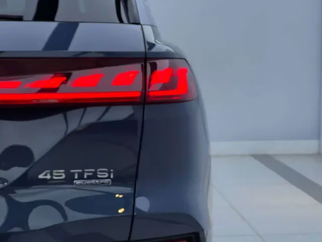Audi Q6 — Фото автомобиля 6