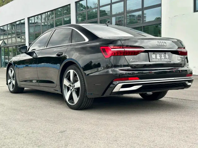 Audi A6L — Фото автомобиля 11
