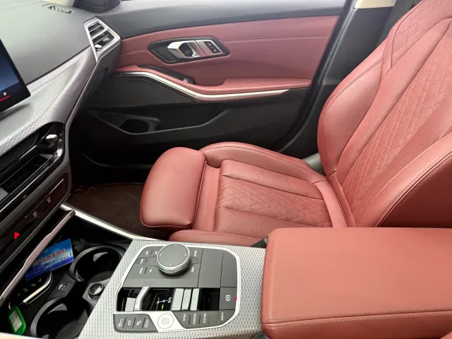 BMW 3 Series — Фото автомобиля 10