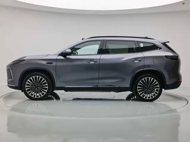 Exeed Starway E05 — Фото автомобиля 21