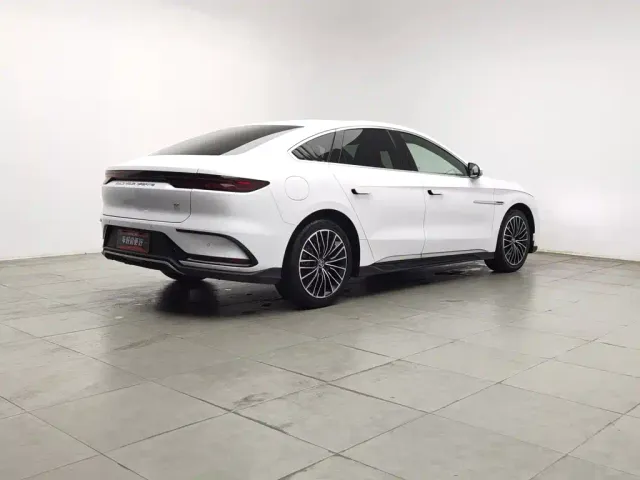 BYD Han 2022 DM-i 121KM Premium Edition — Фото автомобиля 2