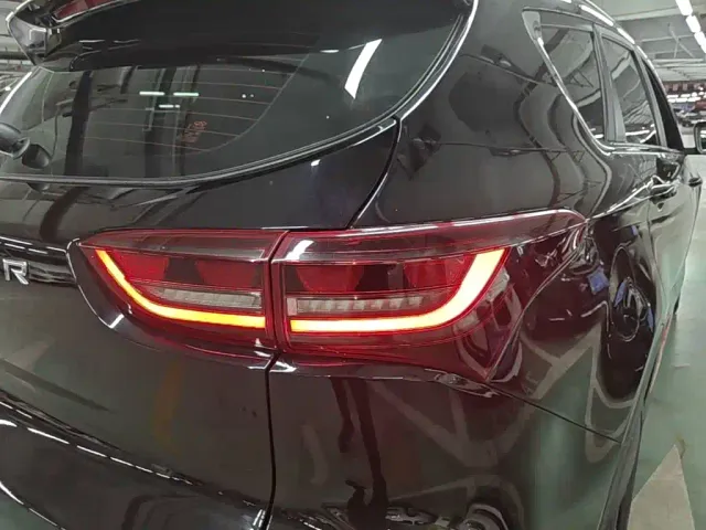Jetour X70 — Фото автомобиля 7