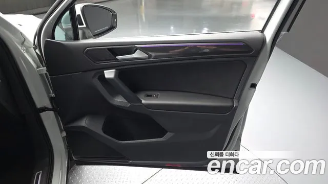 Volkswagen Tiguan — Фото автомобиля 13