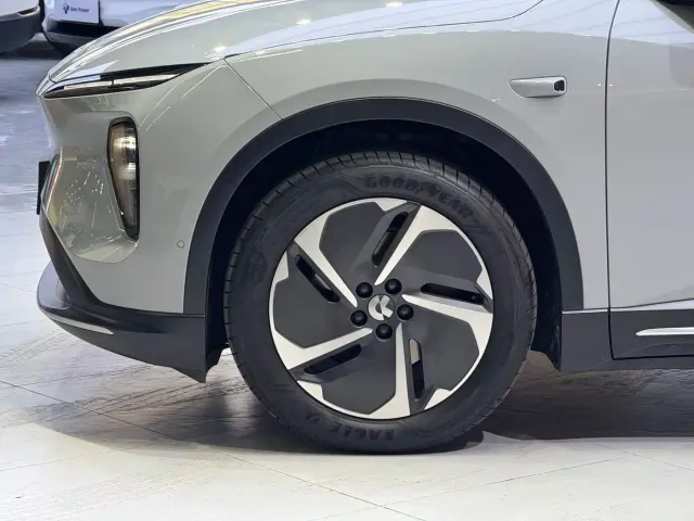 Nio ES6 — Фото автомобиля 5