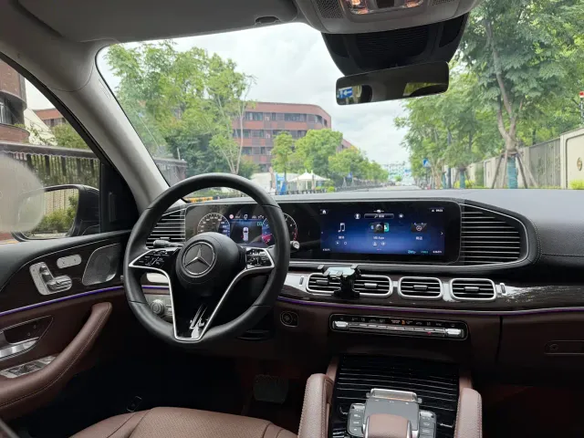 Mercedes-Benz GLE-Class — Фото автомобиля 14