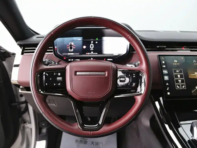 Land Rover Range Rover Sport — Фото автомобиля 15