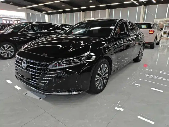 Фотография автомобиля — Nissan Teana