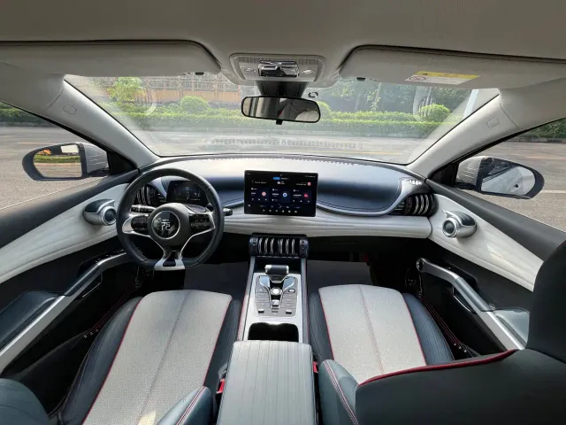 BYD Yuan PLUS — Фото автомобиля 16