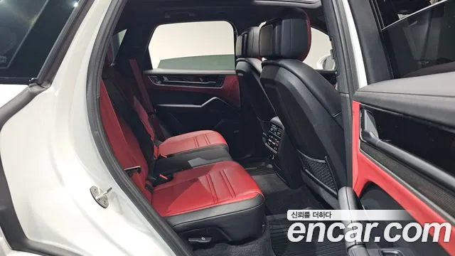 Porsche Cayenne PO536 — Фото автомобиля 18