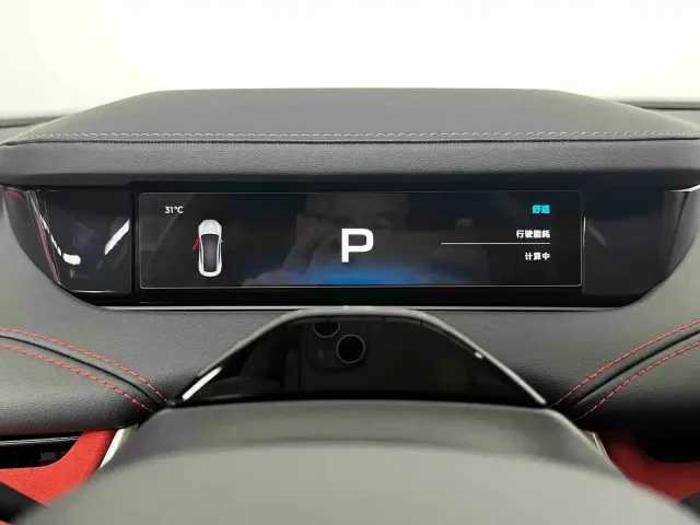 Xiaomi SU7 — Фото автомобиля 8