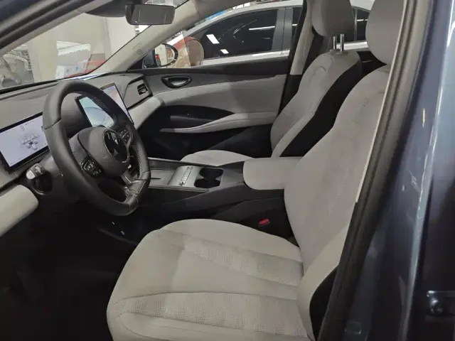 BYD Seal 06 — Фото автомобиля 9