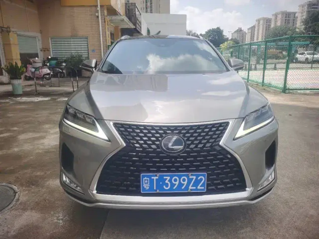 Lexus RX — Фото автомобиля 2