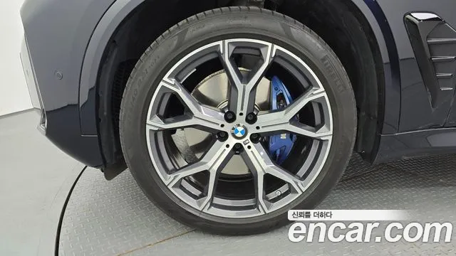 BMW X5 — Фото автомобиля 2