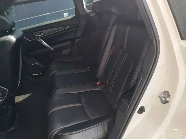 Honda UR-V — Фото автомобиля 16