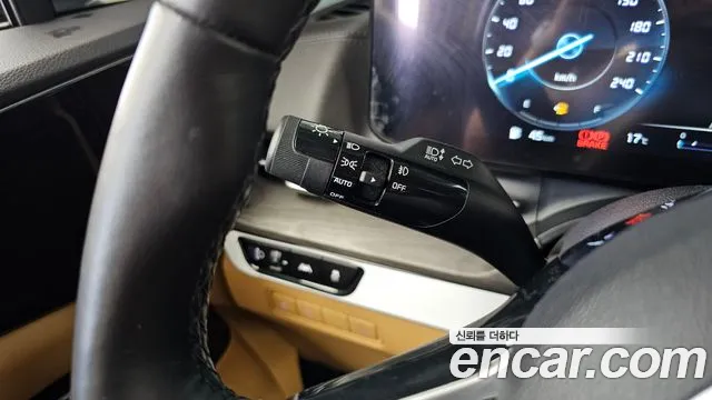 Kia Carnival 4th Gen — Фото автомобиля 29