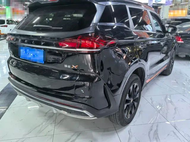 Geely Boyue — Фото автомобиля 6