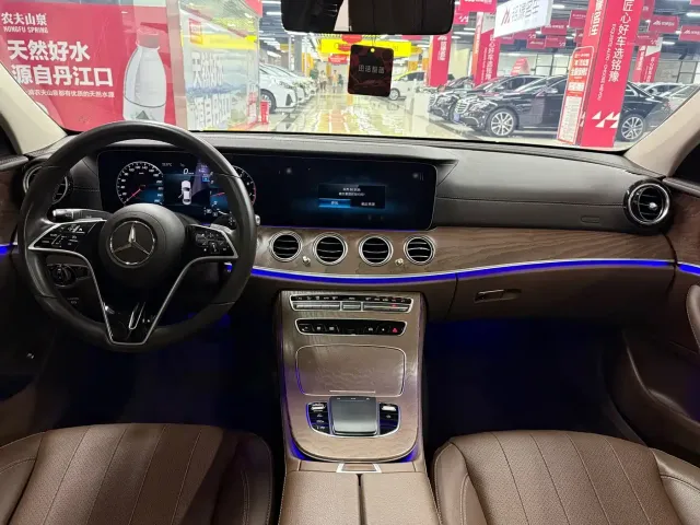 Mercedes-Benz Mercedes-Benz E-Class 2023 Facelift E 300 L Fashion — Фото автомобиля 6