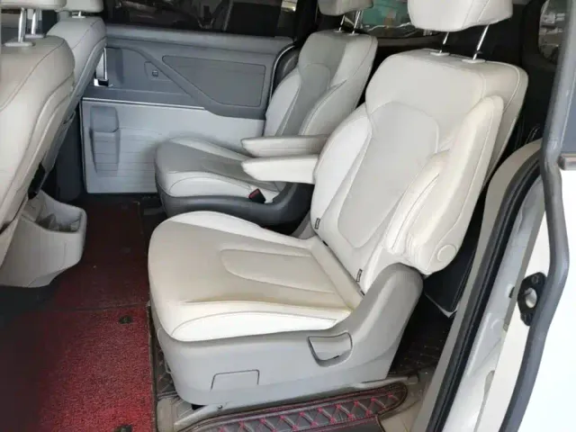Hyundai Custo — Фото автомобиля 16
